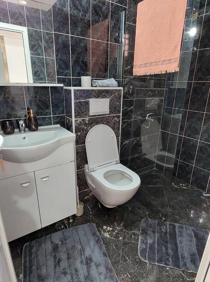 Apartmani Jovan Ulcinj Extérieur photo