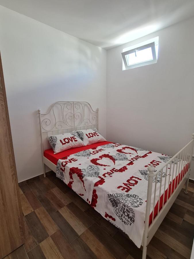 Apartmani Jovan Ulcinj Extérieur photo